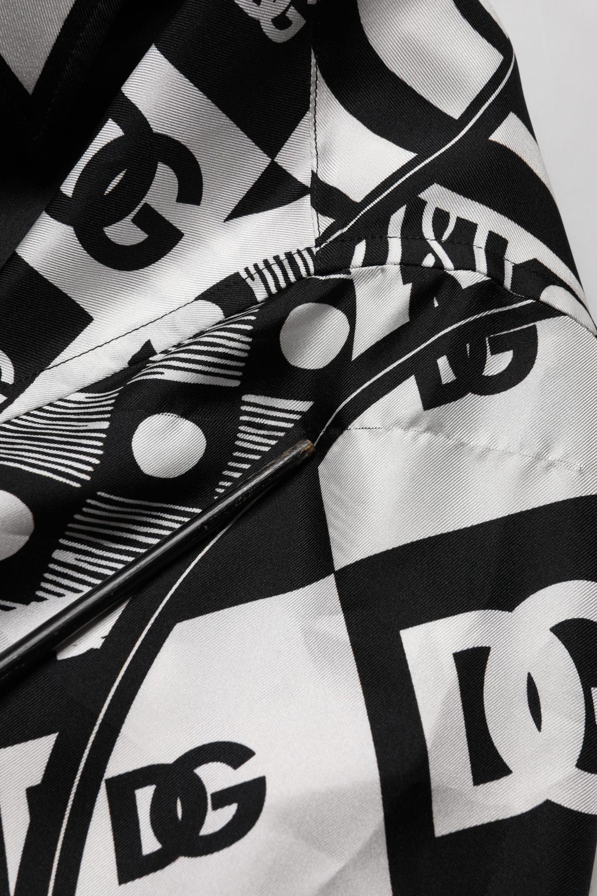 Black Silk Logo Print Short Sleeves Shirt
