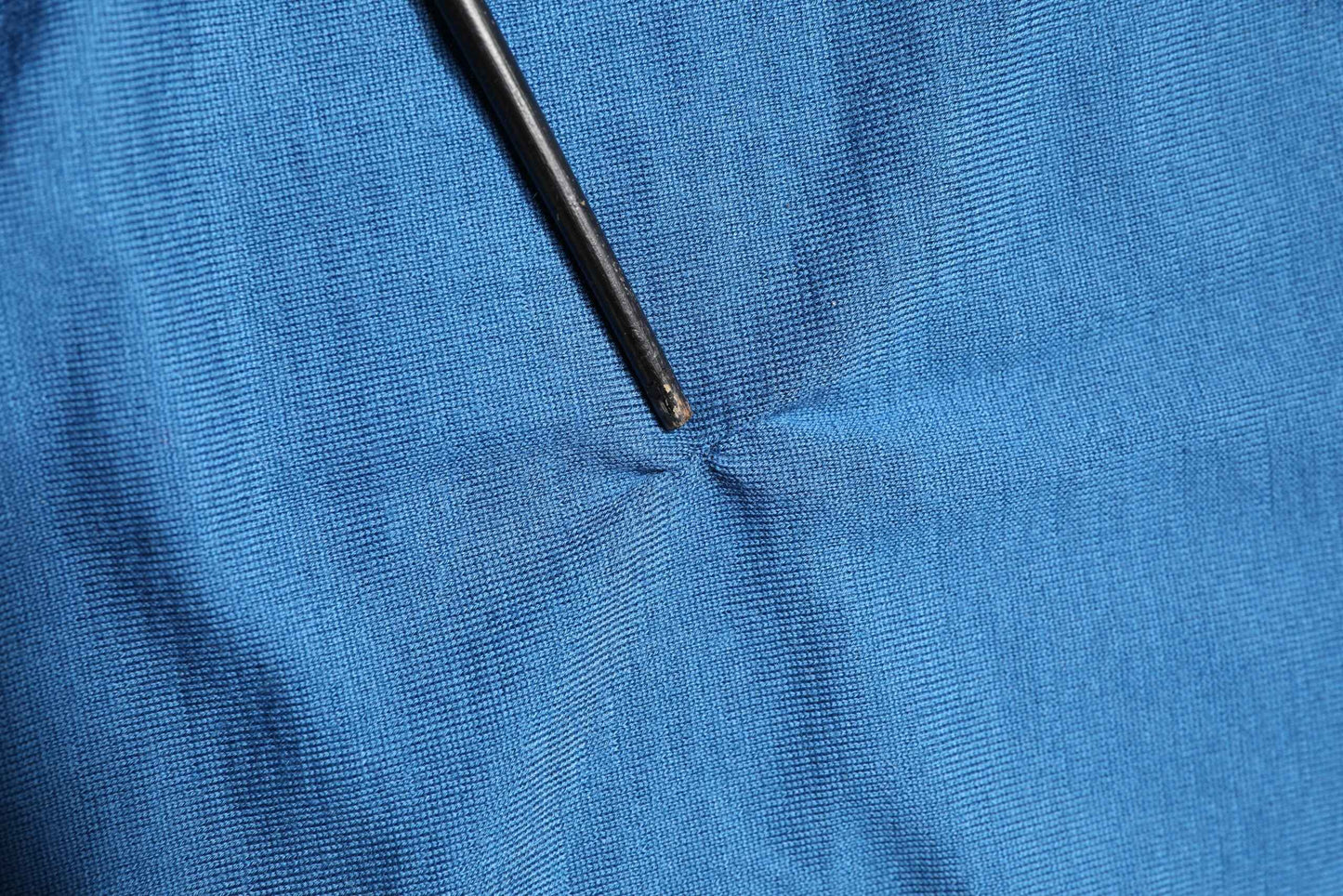 Blue Cashmere Crown V-neck Pullover Sweater