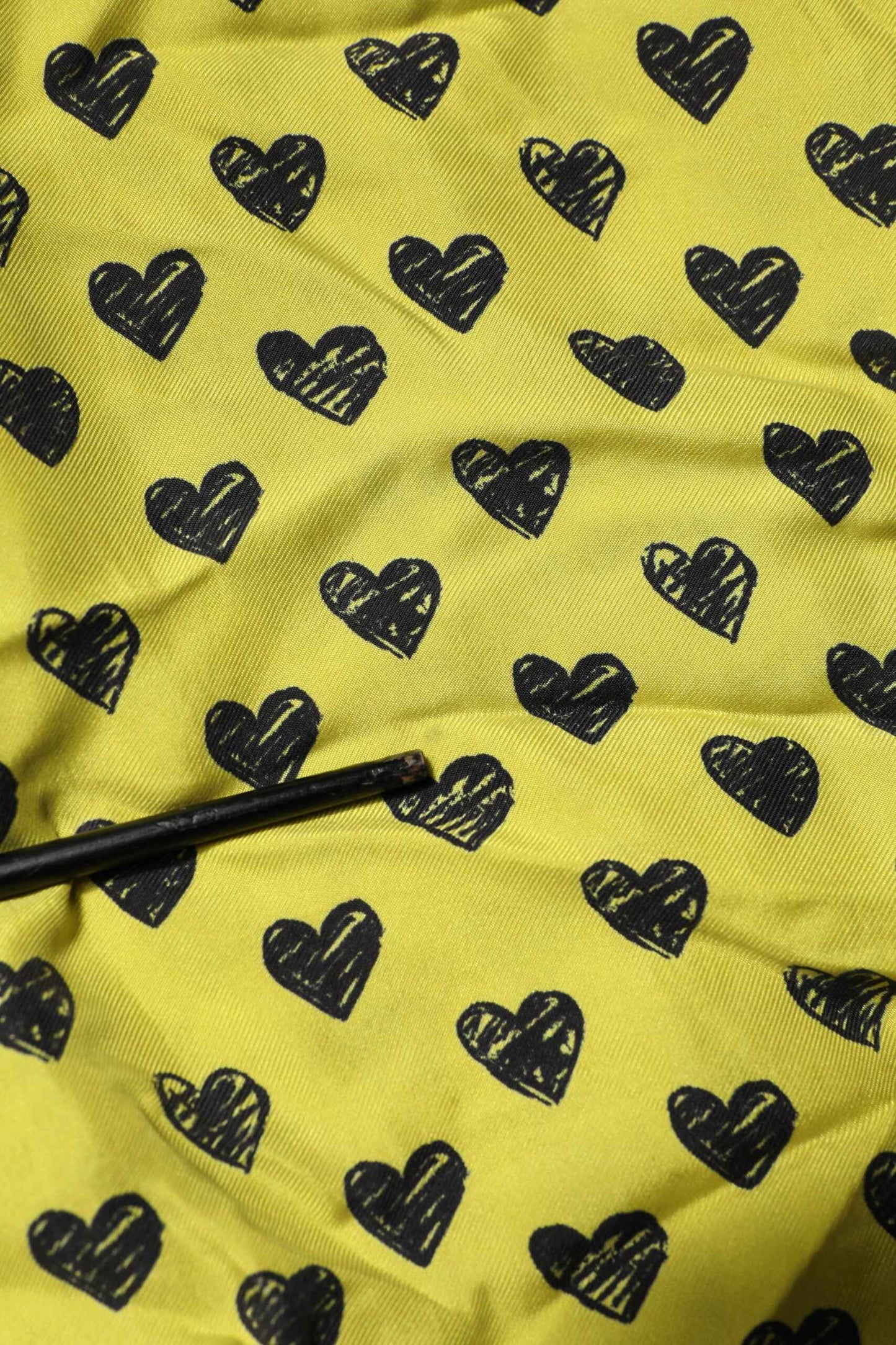 Yellow Heart Short Sleeves Men Casual Shirt