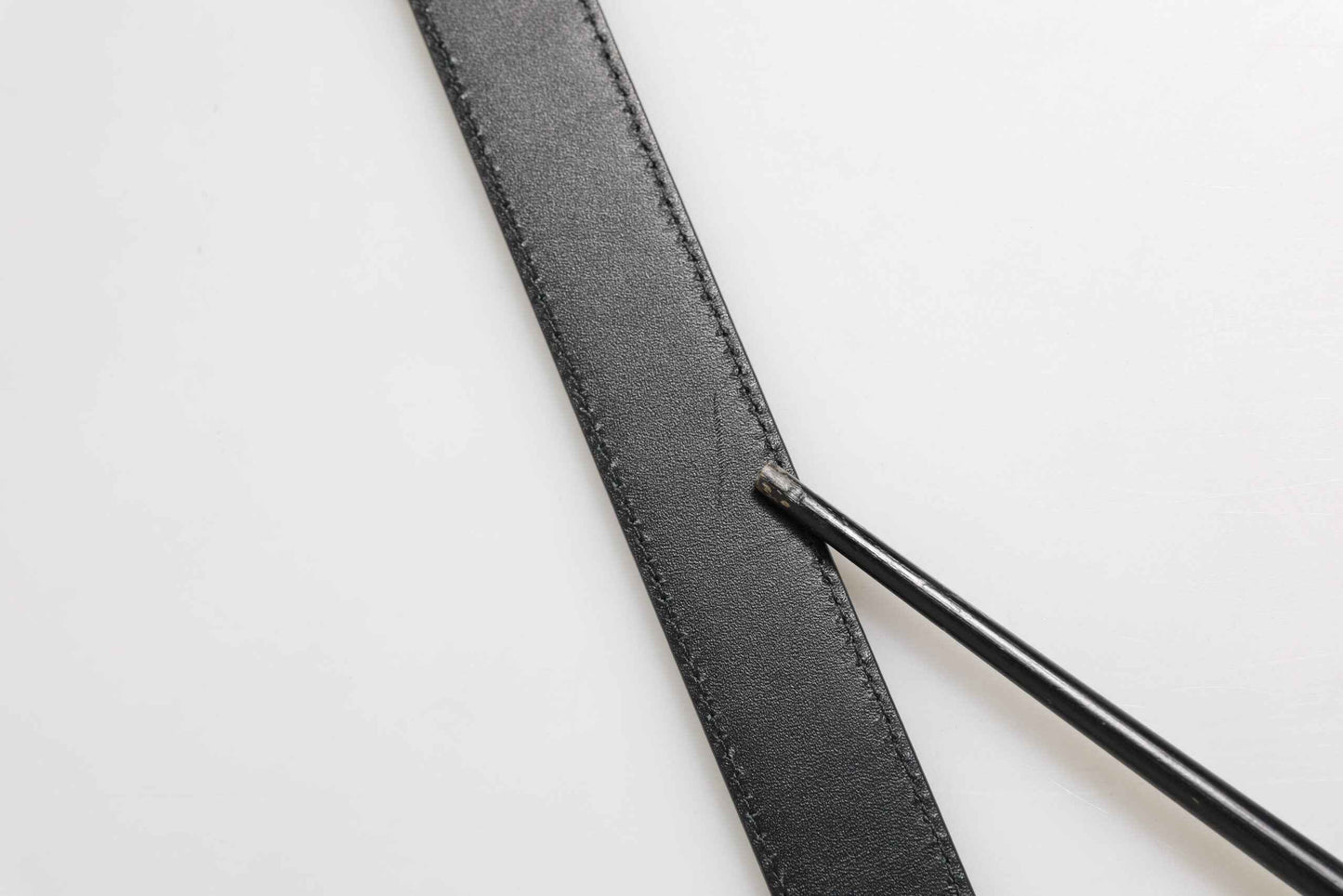 Black Textured Leather Silver Metal Buckle Men Belt