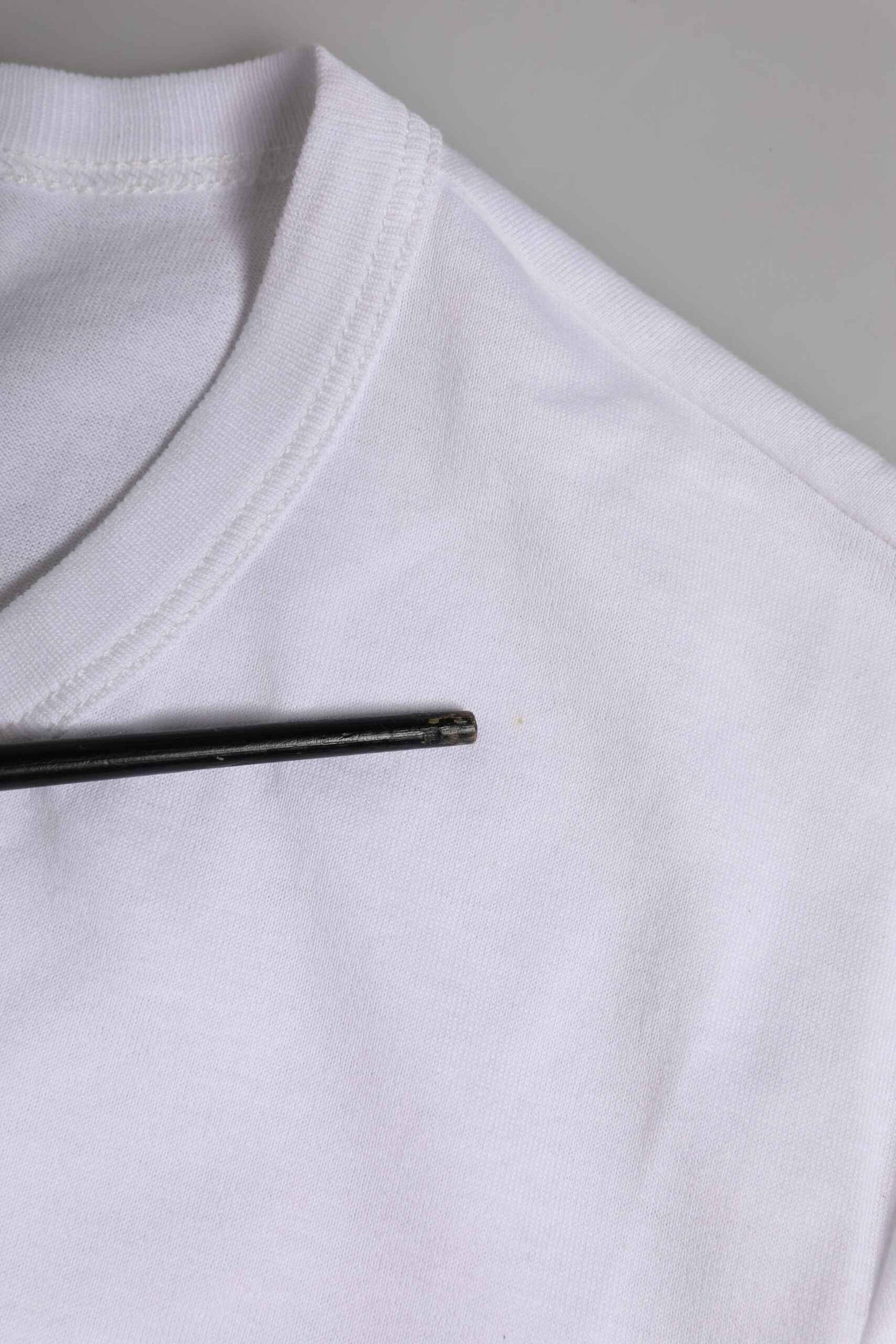 White Cotton Pocket Short Sleeves T-shirt