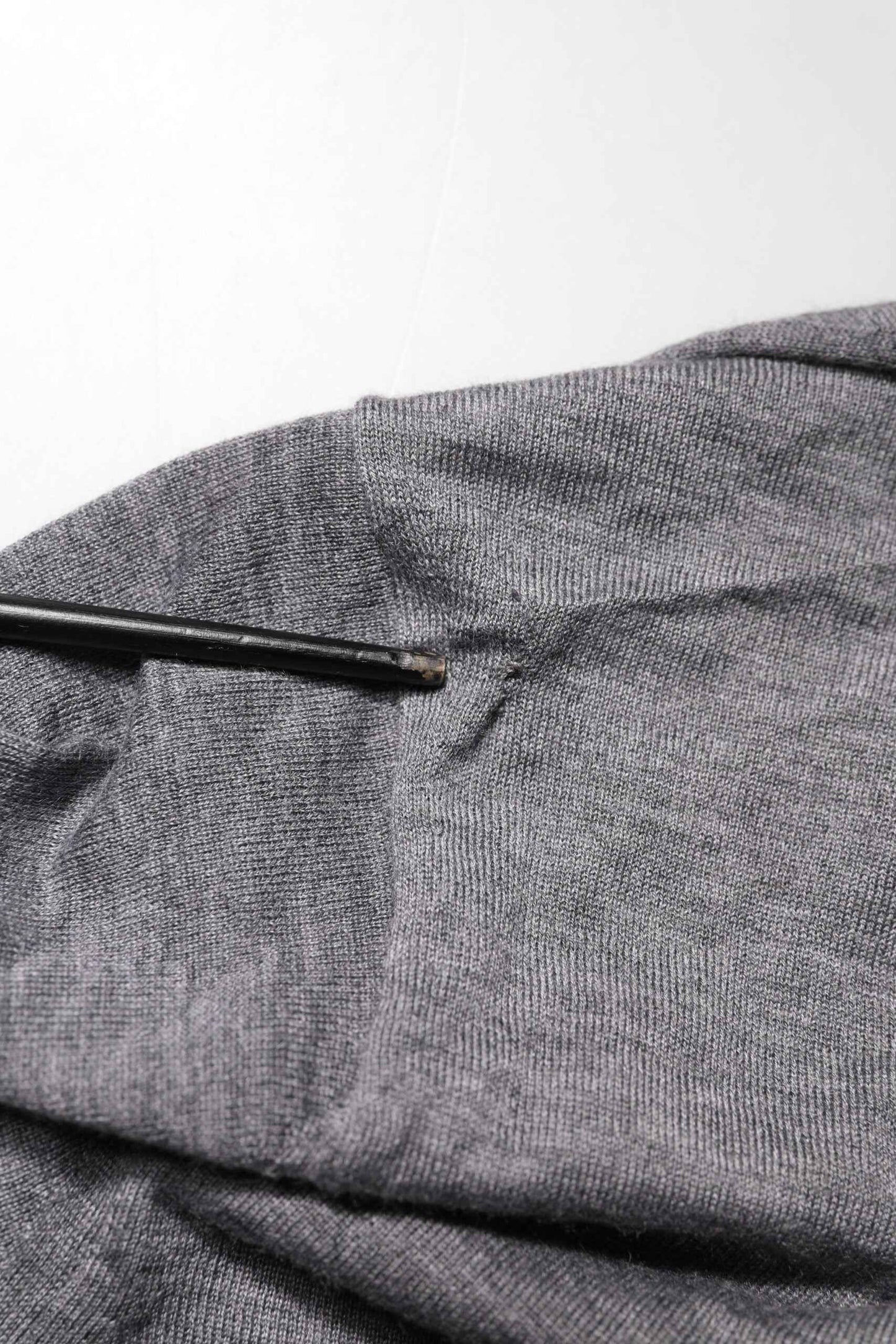 Gray Cashmere V-Neck Men Pullover Sweater