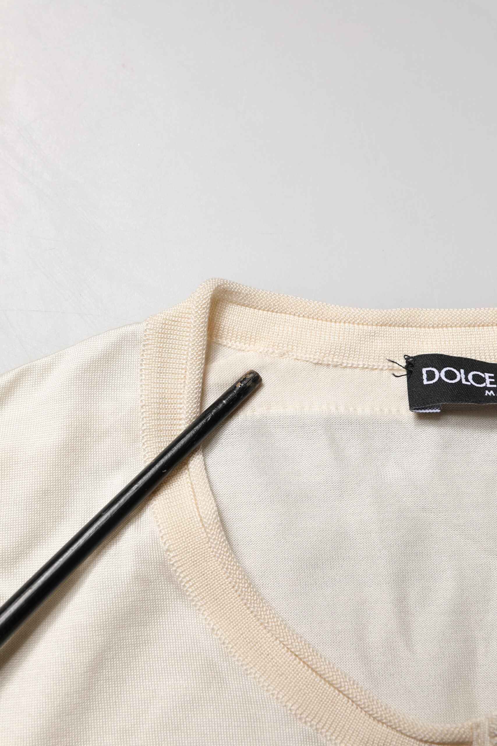 Off White Silk Logo Patch Men Henley T-shirt