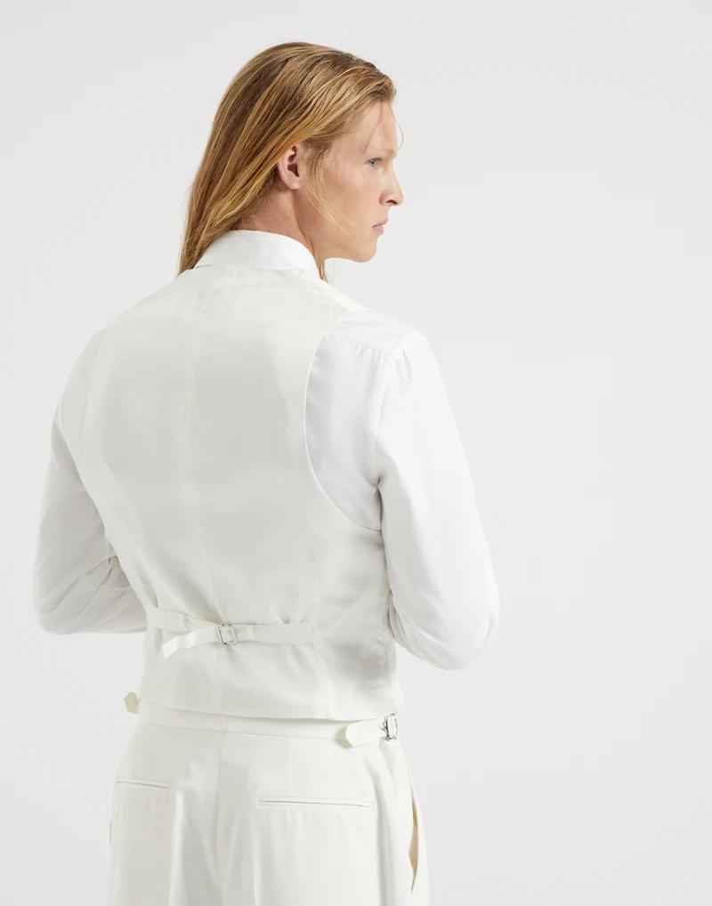White Silk Sleveless Jacket