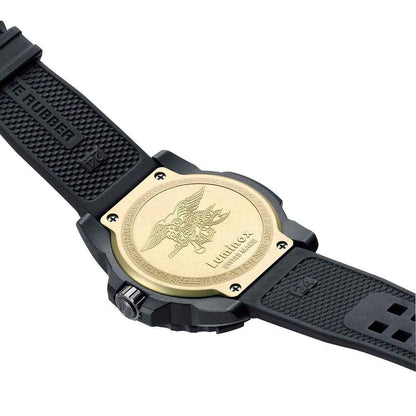 Black Rubber Sport Watch