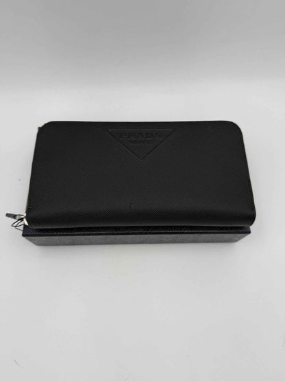 PRADA Zip in Saffiano Leather Wallet