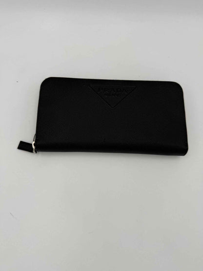PRADA Zip in Saffiano Leather Wallet