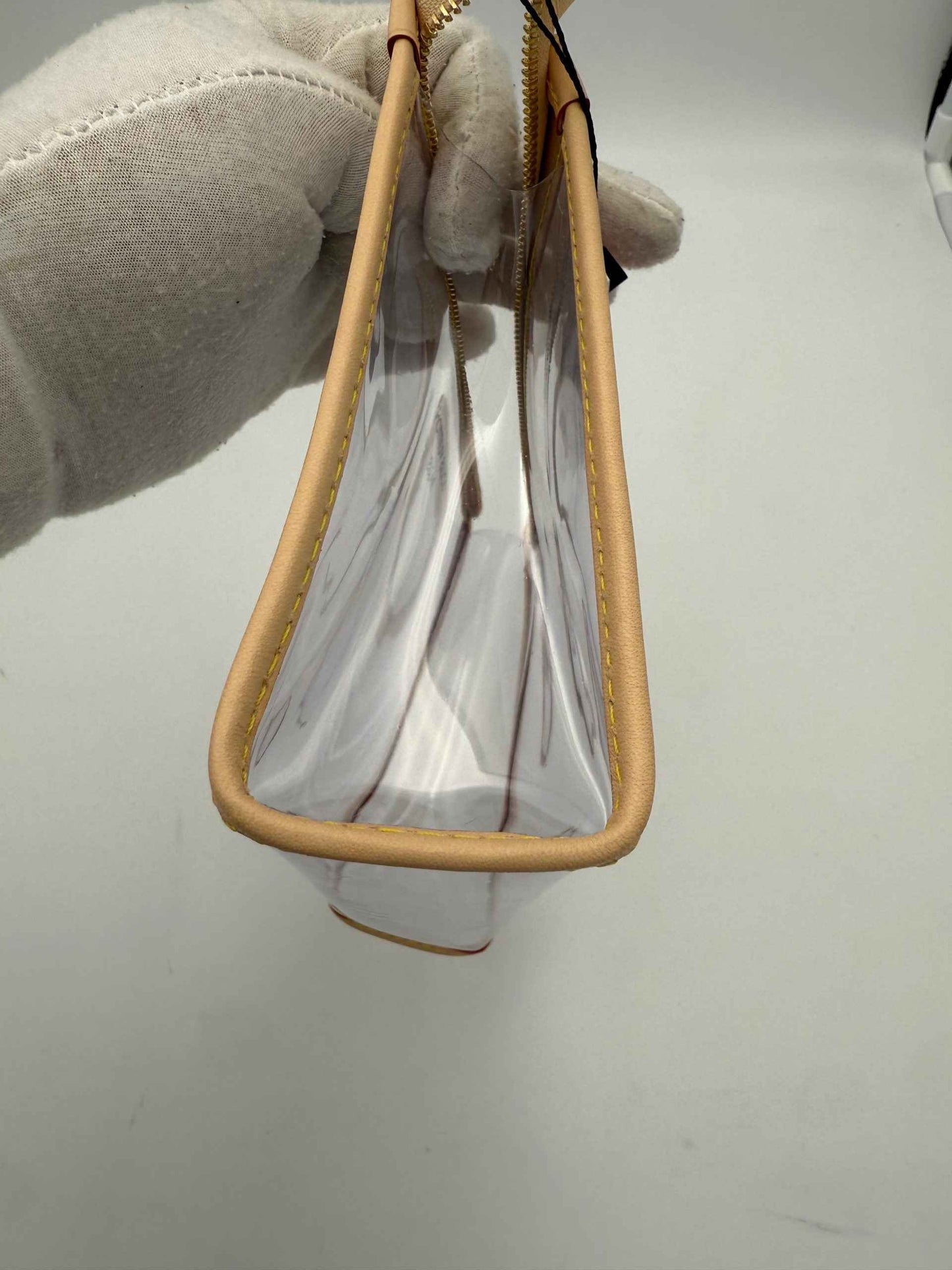 LOUIS VUITTON Monogram Transparent MM Pochette