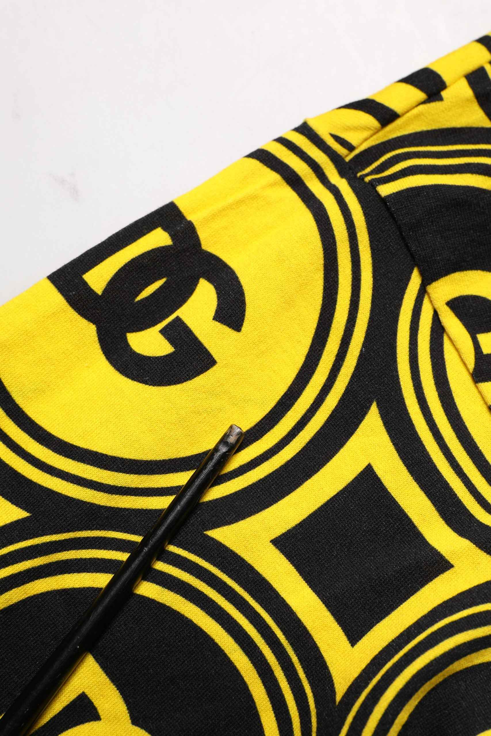 Yellow Black Logo Geometric Pattern T-shirt