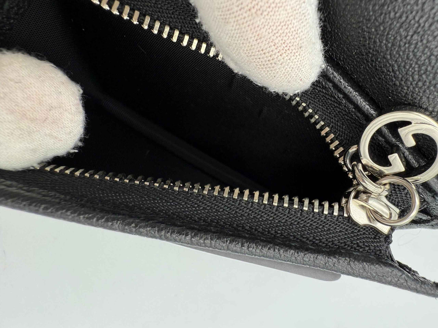 GUCCI GG BLONDIE Black Compact Wallet