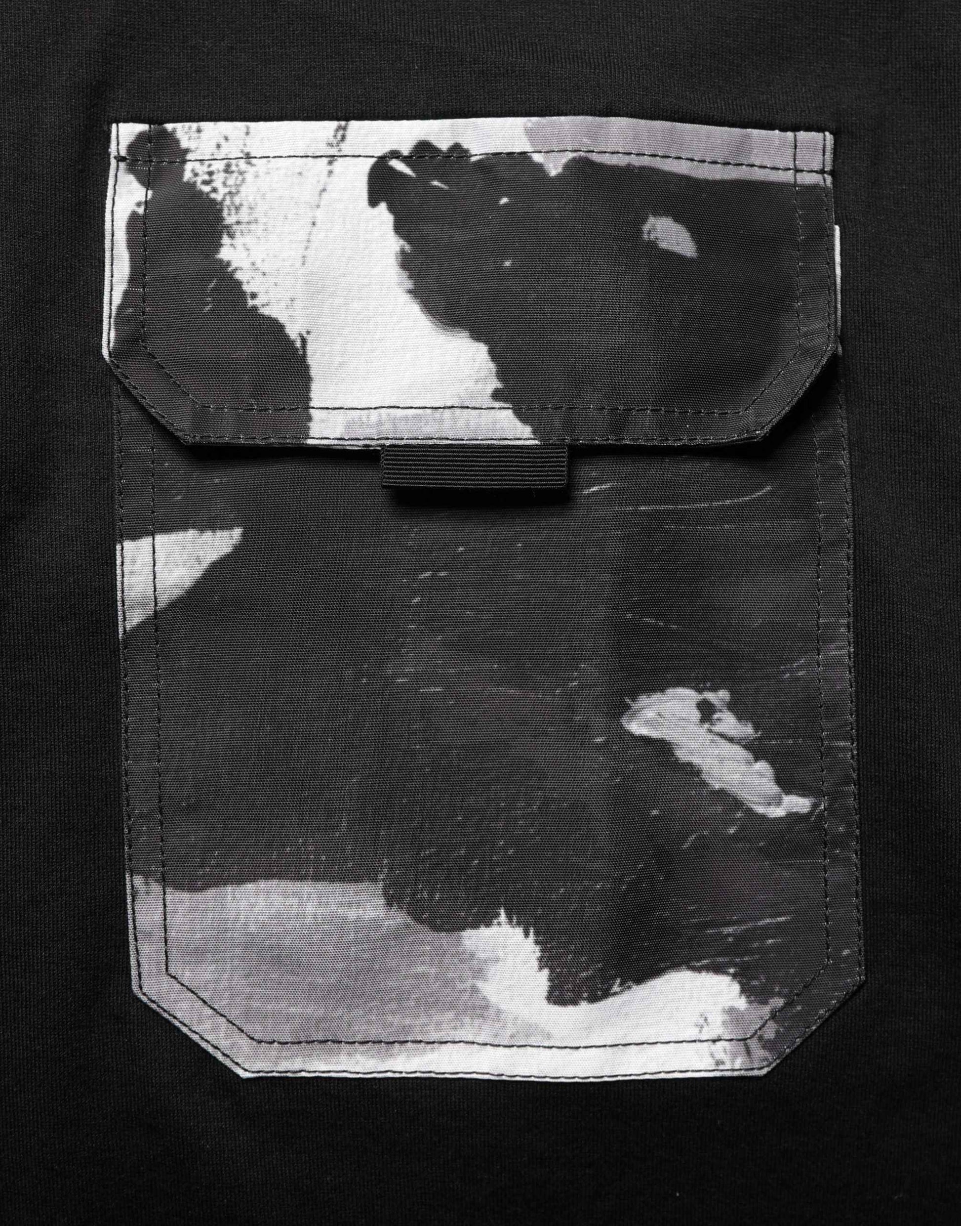 Black Camouflage Pocket Oversized T-shirt