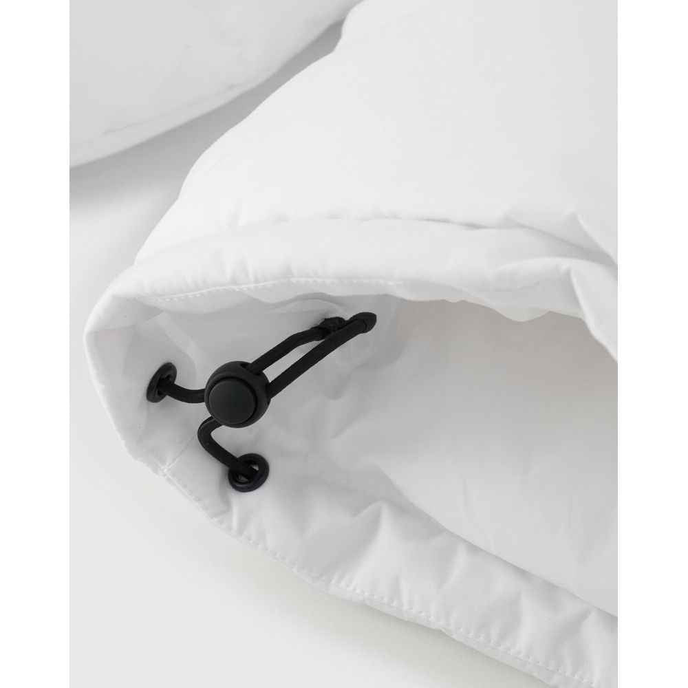 White Polyester Jackets And Coat