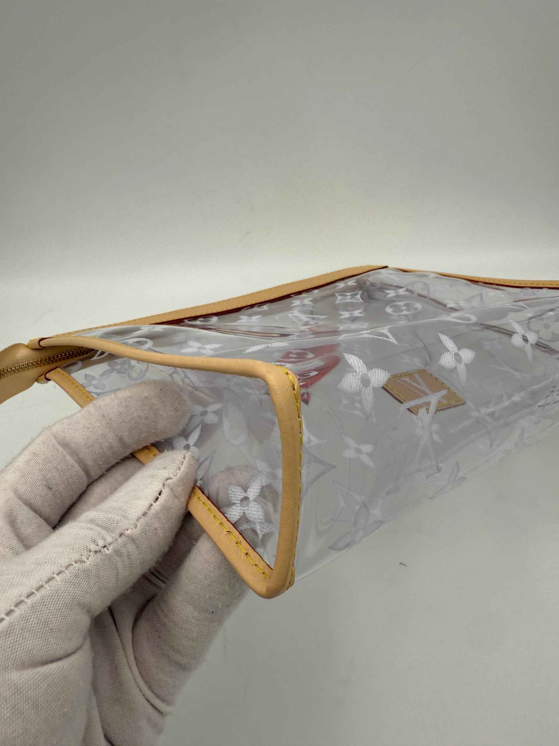 LOUIS VUITTON Monogram Transparent Pochette