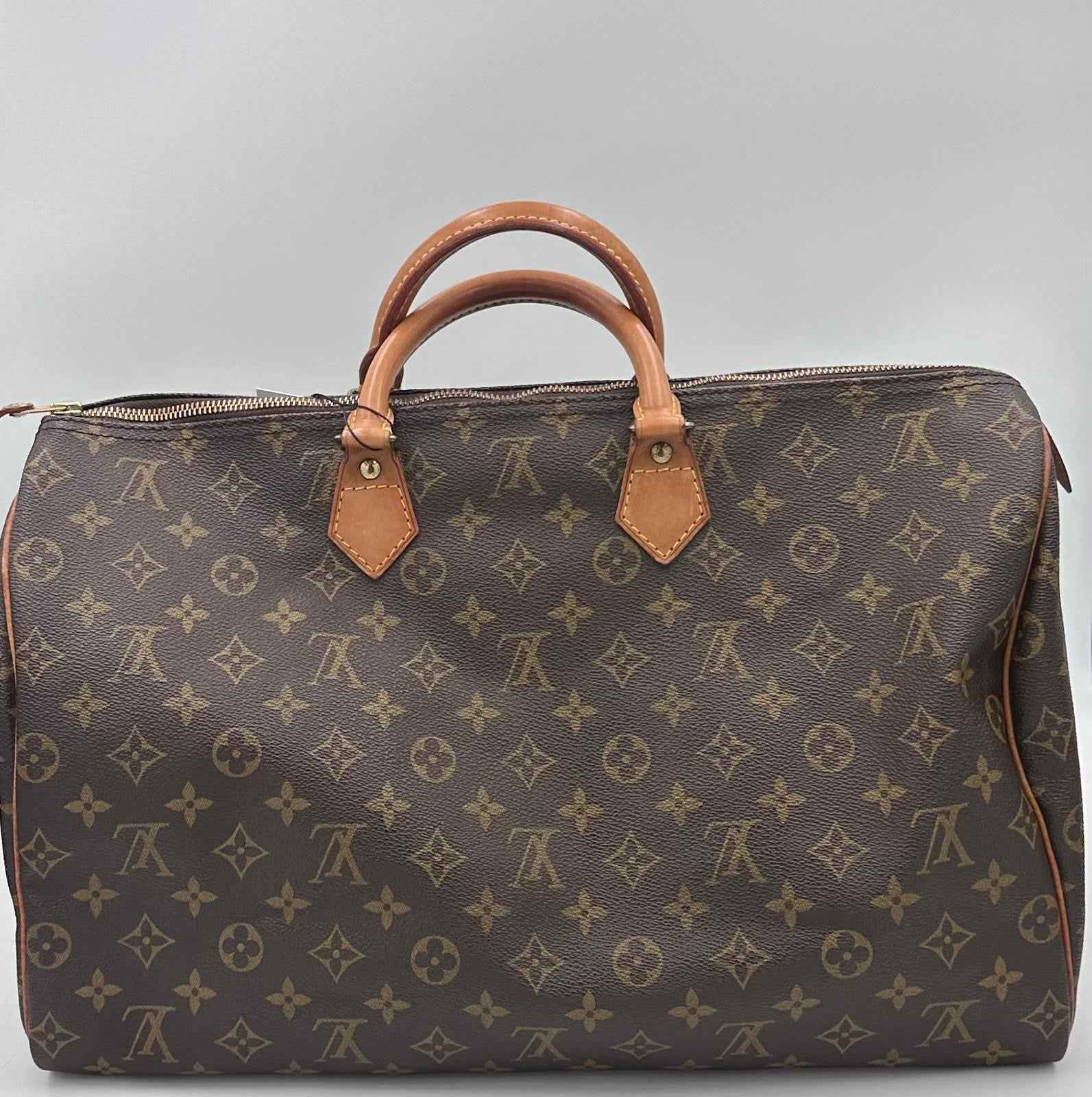LOUIS VUITTON Speedy 40 Monogram Handbag