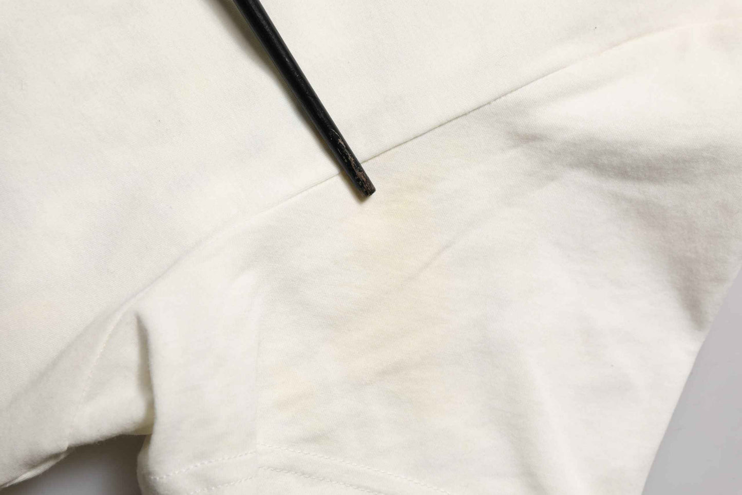 White Cotton Logo Bandana Print Men T-shirt