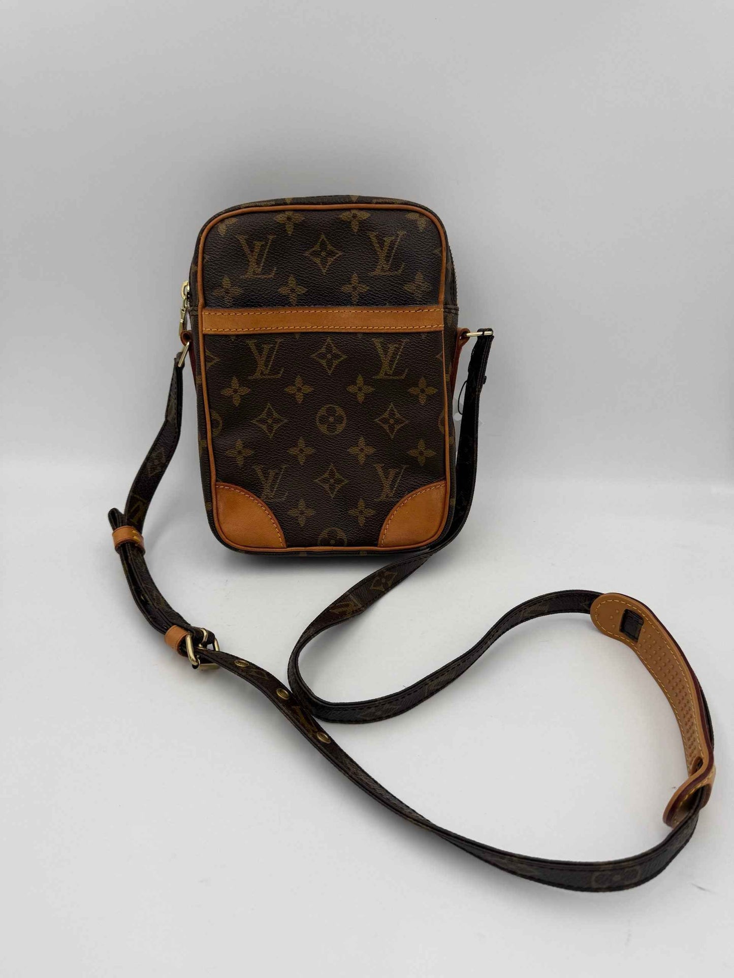 LOUIS VUITTON DANUBE Monogram Handbag
