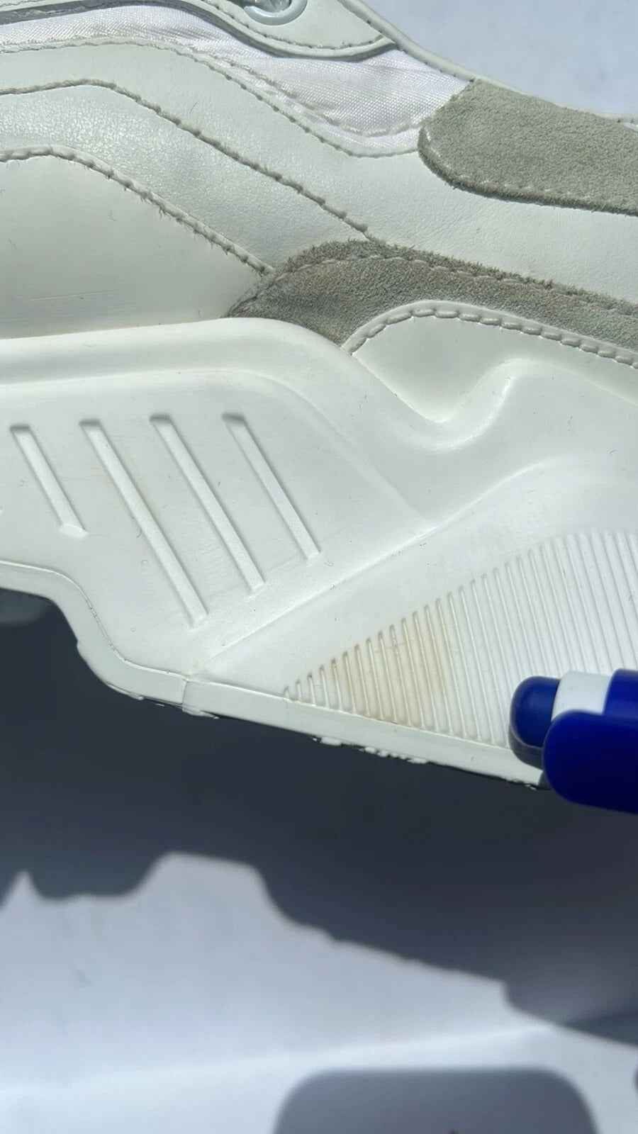 White Daymaster Low Top Mens Sneakers Shoes