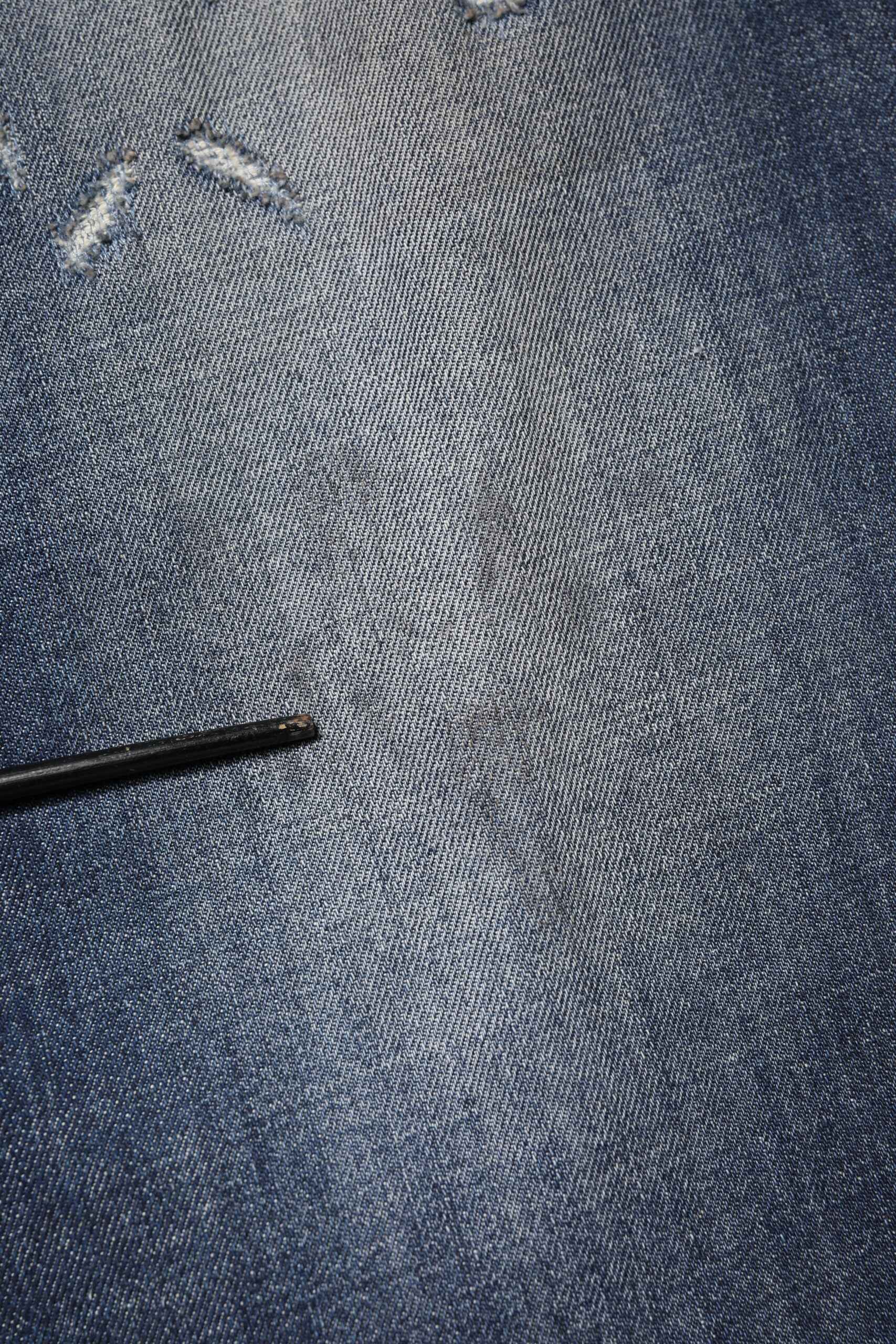 Blue Washed Tattered Cotton Men Jeans