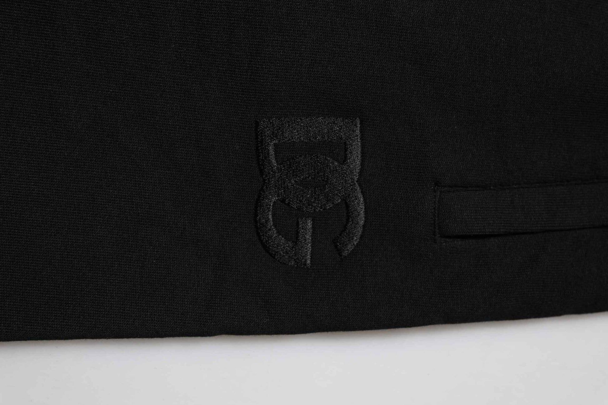Black Cotton Logo Tape Men Jogger Pants