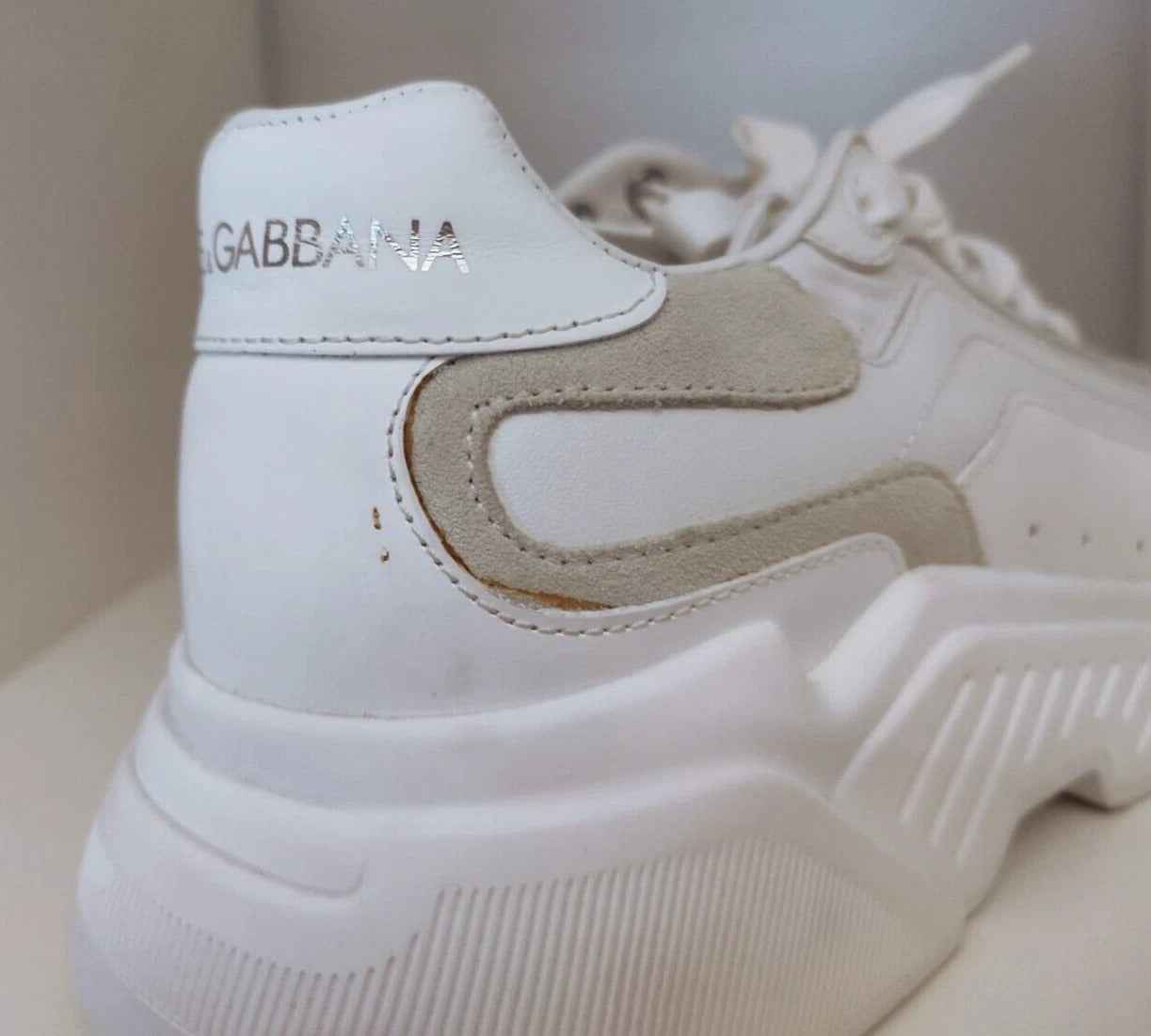 White Daymaster Low Top Mens Sneakers