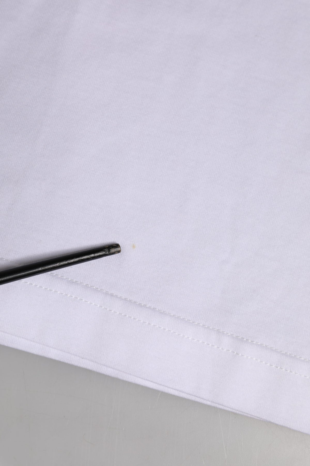 White Cotton Pocket Short Sleeves T-shirt