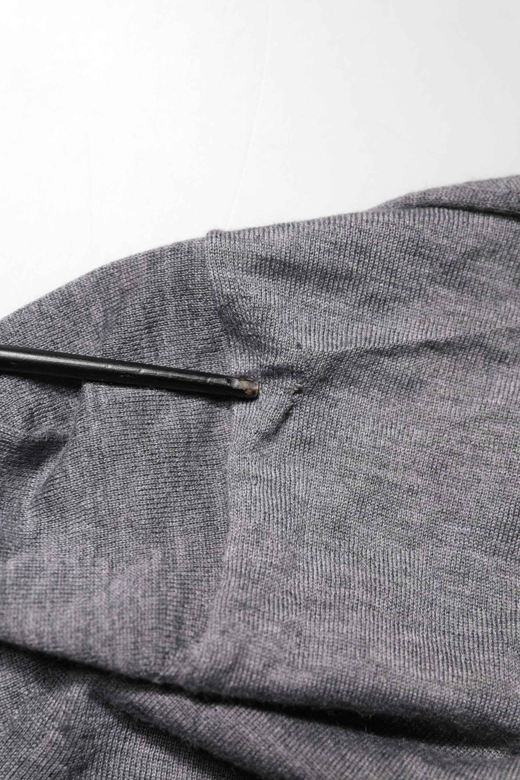 Gray Cashmere V-Neck Men Pullover Sweater